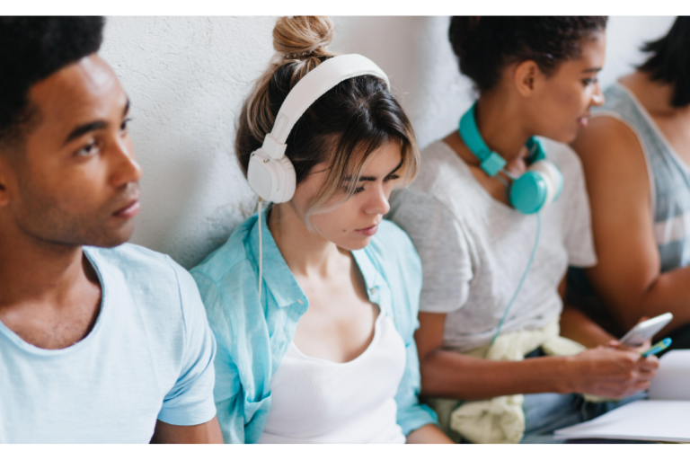 Des troubles auditifs détectés de plus en plus tôt chez les adolescents