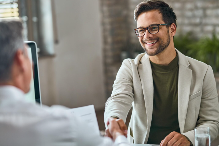Emploi : IseeOp lance une plateforme dédiée aux secteurs de l’optique et de l’audioprothèse